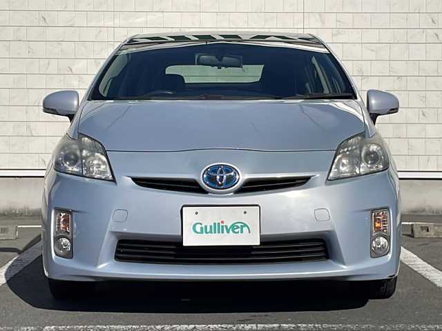 トヨタ プリウス S 静岡県 2009(平21)年 13.4万km シルバー