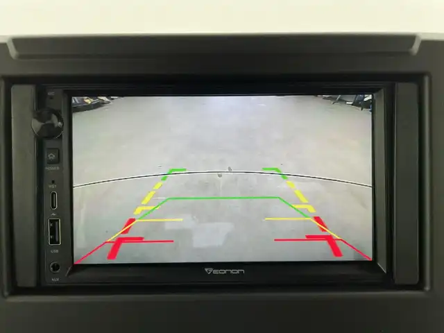 スズキ ジムニー ノマド 富山県 2025(令7)年 0.1万km 黒 ワンオーナー/4WD/ディスプレイオーディオ(AM/FM/BT/AUX/AndoroidAuto)/バックカメラ/背面タイヤ/衝突被害軽減システム/レーンキープアシスト/レーダークルーズコントロール/ダウンヒルアシストコントロール/前席シートヒーター/センターデフロック/コーナーセンサー/横滑り防止装置/盗難防止装置/ヘッドランプウォッシャー/LEDヘッドライト/オートマチックハイビーム/オートライト　/フォグランプ/アイドリングストップ/純正AW /プッシュスタート/スマートキー/スペアキー×1/取扱説明書/保証書