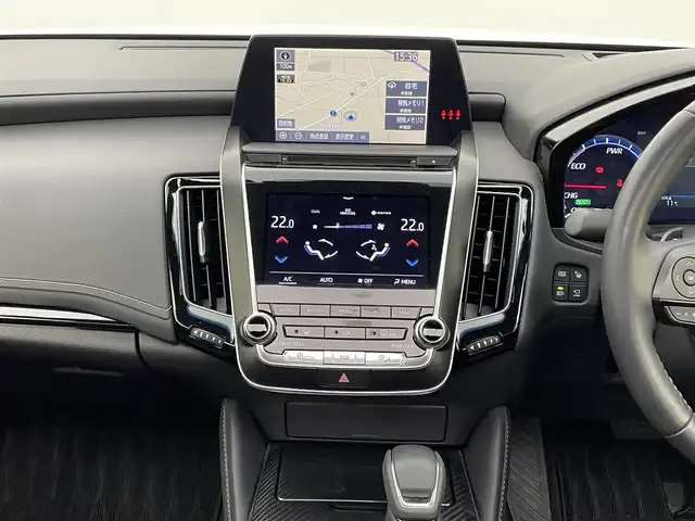 トヨタ クラウン ハイブリッド RS アドバンス 宮城県 2019(平31)年 6.9万km ホワイトパールクリスタルシャイン ムーンルーフ/レザーシート/BSM/ヘッドアップディスプレイ/パノラミックビューモニター/アダプティブクルーズコントロール/クリアランスソナー/アドバンスドパーク/プリクラッシュセーフティ/レーントレーシングアシスト/オートマチックハイビーム/リアクロストラフィックアラート/シートヒーター/ベンチレーション/パワーシート/純正ナビ(BT接続/フルセグTV/CD/DVD)/純正18インチAW/革巻きステアリング/LEDヘッドライト/フォグランプ/トヨタセーフティセンス/前方ドライブレコーダー/ビルトインETC2.0/禁煙車