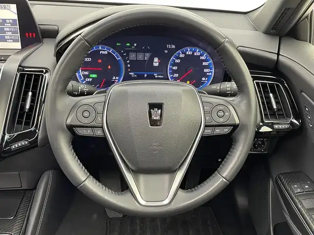 トヨタ クラウン ハイブリッド RS アドバンス 宮城県 2019(平31)年 6.9万km ホワイトパールクリスタルシャイン ムーンルーフ/レザーシート/BSM/ヘッドアップディスプレイ/パノラミックビューモニター/アダプティブクルーズコントロール/クリアランスソナー/アドバンスドパーク/プリクラッシュセーフティ/レーントレーシングアシスト/オートマチックハイビーム/リアクロストラフィックアラート/シートヒーター/ベンチレーション/パワーシート/純正ナビ(BT接続/フルセグTV/CD/DVD)/純正18インチAW/革巻きステアリング/LEDヘッドライト/フォグランプ/トヨタセーフティセンス/前方ドライブレコーダー/ビルトインETC2.0/禁煙車