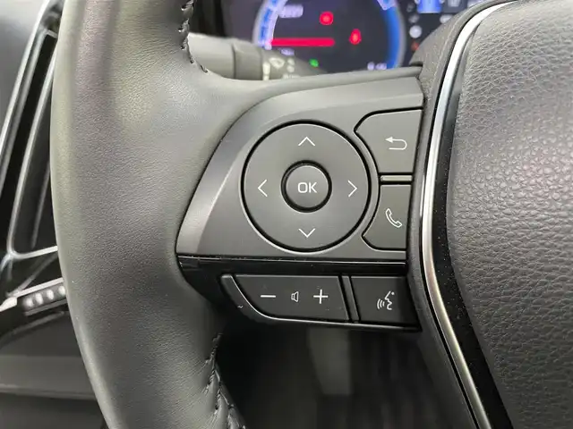 トヨタ クラウン ハイブリッド RS アドバンス 宮城県 2019(平31)年 6.9万km ホワイトパールクリスタルシャイン ムーンルーフ/レザーシート/BSM/ヘッドアップディスプレイ/パノラミックビューモニター/アダプティブクルーズコントロール/クリアランスソナー/アドバンスドパーク/プリクラッシュセーフティ/レーントレーシングアシスト/オートマチックハイビーム/リアクロストラフィックアラート/シートヒーター/ベンチレーション/パワーシート/純正ナビ(BT接続/フルセグTV/CD/DVD)/純正18インチAW/革巻きステアリング/LEDヘッドライト/フォグランプ/トヨタセーフティセンス/前方ドライブレコーダー/ビルトインETC2.0/禁煙車