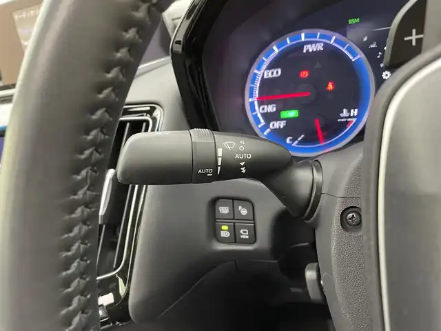 トヨタ クラウン ハイブリッド RS アドバンス 宮城県 2019(平31)年 6.9万km ホワイトパールクリスタルシャイン ムーンルーフ/レザーシート/BSM/ヘッドアップディスプレイ/パノラミックビューモニター/アダプティブクルーズコントロール/クリアランスソナー/アドバンスドパーク/プリクラッシュセーフティ/レーントレーシングアシスト/オートマチックハイビーム/リアクロストラフィックアラート/シートヒーター/ベンチレーション/パワーシート/純正ナビ(BT接続/フルセグTV/CD/DVD)/純正18インチAW/革巻きステアリング/LEDヘッドライト/フォグランプ/トヨタセーフティセンス/前方ドライブレコーダー/ビルトインETC2.0/禁煙車