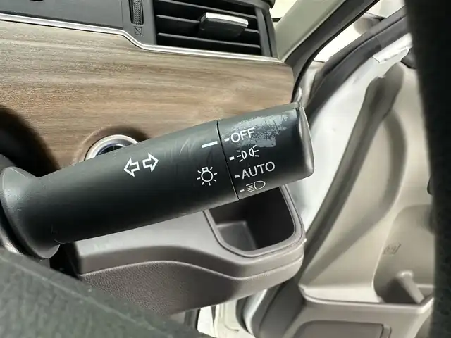 ホンダ フリード G ホンダセンシング 兵庫県 2018(平30)年 3.6万km ホワイトオーキッドパール ・社外ＳＤナビ/・バックカメラ/・前後ドライブレコーダー/・両側パワースライドドア/・ビルドインETC/・ホンダセンシング/・衝突軽減ブレーキ/・レーンキープアシスト/・追従クルーズコントロール/・LEDヘッドライト/・オートライト/・純正フロアマット/・ドアバイザー/・スマートキー/・プッシュスタート/・ウォークスルー