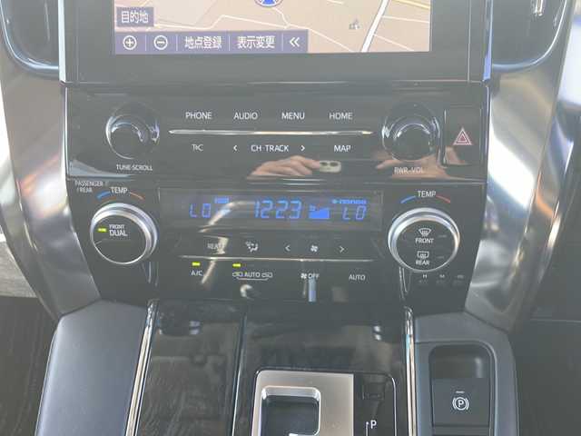 トヨタ アルファード S Cパッケージ 三重県 2020(令2)年 4.6万km ホワイトパールクリスタルシャイン 純正10型ナビ/純正12型後席モニター/サンルーフ/前後ドラレコ/ETC/ステアリングヒーター/シートヒーター/エアシート/パワーシート/ベンチレーション/キャプテンシート/両側パワースライドドア/AC100V電源/保証書/取扱説明書