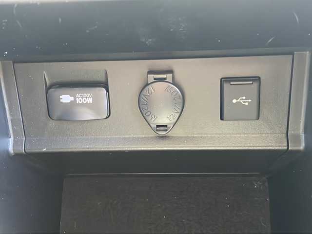 トヨタ アルファード S Cパッケージ 三重県 2020(令2)年 4.6万km ホワイトパールクリスタルシャイン 純正10型ナビ/純正12型後席モニター/サンルーフ/前後ドラレコ/ETC/ステアリングヒーター/シートヒーター/エアシート/パワーシート/ベンチレーション/キャプテンシート/両側パワースライドドア/AC100V電源/保証書/取扱説明書