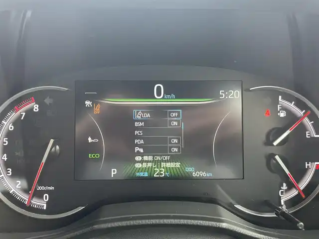 トヨタ ヴォクシー S－Z 三重県 2022(令4)年 0.6万km アティチュードブラックマイカ 登録時6063km/禁煙車/フルモデリスタエアロ/純正ホイールあり(溝6mm)/純正10.5インチナビ(AM/FM/CD/DVD/AppleCarPlay/AndroidAuto/フルセグ/HDMI/Bluetooth)/BSM/全方位カメラ/ハーフレザーシート/前席シートヒーター/ドラレコ/ETC2.0/アドバンストパーク/オートホールドブレーキ/レーダークルーズコントロール/デジタルインナーミラー/電動リアゲート/両側パワースライドドア/電動パーキング/プッシュスタート/スマートキー×2