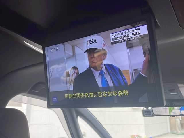 トヨタ ヴェルファイア Z プレミア 福井県 2024(令6)年 0.1万km プラチナホワイトパールマイカ ワンオーナー/保証書/スマートキー/プッシュスタート/パドルシフト/ハンドルヒーター/ステアリングスイッチ/レーダークルーズ/フルレザーシート/ベンチレーションシート/電動パワーシート/純正フリップダウンモニター/前後ドライブレコーダー/ビルトインETC（2.0）/ワイヤレス携帯充電器/LEDヘッドライト/オートライト/オートハイビーム/オートワイパー/アイドリングストップ/横滑り防止/レーンガイド/オートブレーキホールド/フォグランプ/コーナーセンサー/パワーバックドア/純正フロアマット/純正ドアバイザー