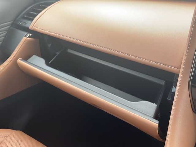 トヨタ ヴェルファイア Z プレミア 福井県 2024(令6)年 0.1万km プラチナホワイトパールマイカ ワンオーナー/保証書/スマートキー/プッシュスタート/パドルシフト/ハンドルヒーター/ステアリングスイッチ/レーダークルーズ/フルレザーシート/ベンチレーションシート/電動パワーシート/純正フリップダウンモニター/前後ドライブレコーダー/ビルトインETC（2.0）/ワイヤレス携帯充電器/LEDヘッドライト/オートライト/オートハイビーム/オートワイパー/アイドリングストップ/横滑り防止/レーンガイド/オートブレーキホールド/フォグランプ/コーナーセンサー/パワーバックドア/純正フロアマット/純正ドアバイザー