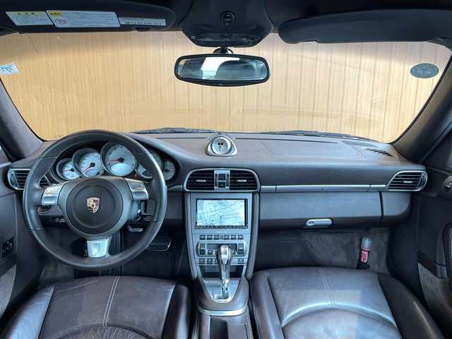 ポルシェ ９１１ カレラS 宮城県 2005(平17)年 7.5万km シールグレー スポーツクロノパッケージ/PASM/サンルーフ/ブラウンレザーインテリア/社外HDDナビ/バックカメラ/メモリ機能付きパワーシート/シートヒーター/キセノンヘッドライト/クルーズコントロール/純正19インチAW/レッドブレーキキャリパー/キーレスキー/ETC