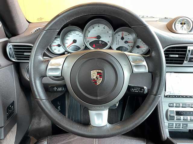 ポルシェ ９１１ カレラS 宮城県 2005(平17)年 7.5万km シールグレー スポーツクロノパッケージ/PASM/サンルーフ/ブラウンレザーインテリア/社外HDDナビ/バックカメラ/メモリ機能付きパワーシート/シートヒーター/キセノンヘッドライト/クルーズコントロール/純正19インチAW/レッドブレーキキャリパー/キーレスキー/ETC