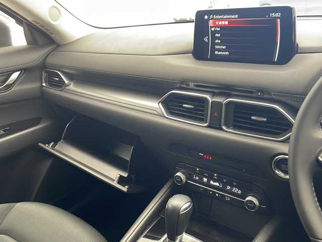 マツダ ＣＸ－５ XD 沖縄県 2020(令2)年 8.5万km ジェットブラックマイカ 純正SDナビ/(CD/DVD/SD/BT/フルセグTV)/バック/サイドカメラ/ETC/アダプティブクルーズコントロール/レーンキープアシスト/コーナーセンサー/アイドリングストップ/LEDヘッドライト/オートライト/純正17インチAW/プッシュスタート/スマートキー/保証書