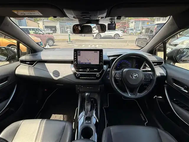 トヨタ カローラツーリング ハイブリッド ダブルバイビー 静岡県 2020(令2)年 8万km スパークリングブラックパールクリスタルシャイン ワンオーナー・保証書/車検令和9年6月29日まで/純正マルチメディア/　・ナビゲーション /USB/　・地デジ　/　・DVDプレイヤー/　・Bluetoothオーディオ/バックカメラ/ETC/ハーフレザーシート/前席シートヒーター/クルーズコントロール/ステアリングヒーター/スマートキー/プッシュスタート/電動パーキングブレーキ/純正LEDヘッドライト/LEDデイライト/純正ドアバイザー/純正フロアマット/オートハイビーム/ライトレベライザー/車両取説＋ナビ取説