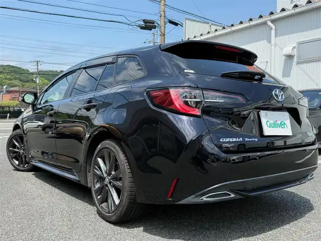 トヨタ カローラツーリング ハイブリッド ダブルバイビー 静岡県 2020(令2)年 8万km スパークリングブラックパールクリスタルシャイン ワンオーナー・保証書/車検令和9年6月29日まで/純正マルチメディア/　・ナビゲーション /USB/　・地デジ　/　・DVDプレイヤー/　・Bluetoothオーディオ/バックカメラ/ETC/ハーフレザーシート/前席シートヒーター/クルーズコントロール/ステアリングヒーター/スマートキー/プッシュスタート/電動パーキングブレーキ/純正LEDヘッドライト/LEDデイライト/純正ドアバイザー/純正フロアマット/オートハイビーム/ライトレベライザー/車両取説＋ナビ取説