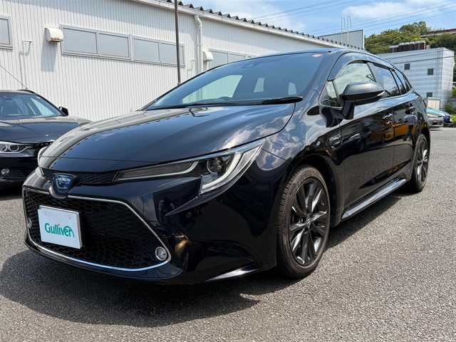 トヨタ カローラツーリング ハイブリッド ダブルバイビー 静岡県 2020(令2)年 8万km スパークリングブラックパールクリスタルシャイン ワンオーナー・保証書/車検令和9年6月29日まで/純正マルチメディア/　・ナビゲーション /USB/　・地デジ　/　・DVDプレイヤー/　・Bluetoothオーディオ/バックカメラ/ETC/ハーフレザーシート/前席シートヒーター/クルーズコントロール/ステアリングヒーター/スマートキー/プッシュスタート/電動パーキングブレーキ/純正LEDヘッドライト/LEDデイライト/純正ドアバイザー/純正フロアマット/オートハイビーム/ライトレベライザー/車両取説＋ナビ取説