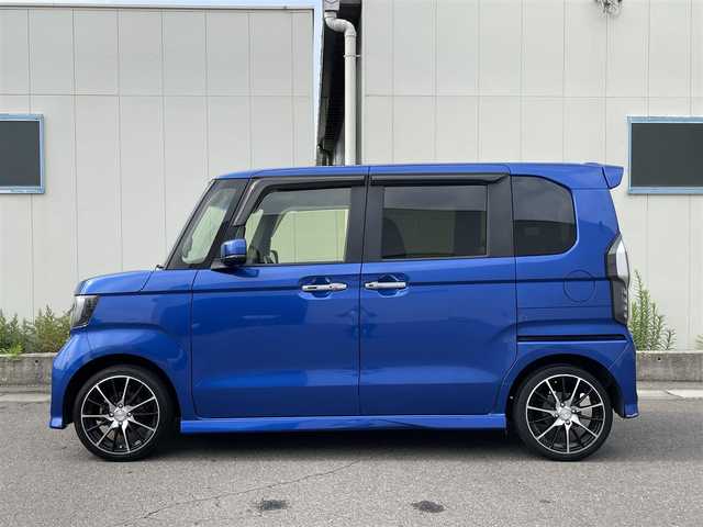 ホンダ Ｎ ＢＯＸ カスタム G L ターボ ホンダセンシング 福島県 2018(平30)年 13.6万km 青Ｍ (株)IDOMが運営する【じしゃロン福島店】の自社ローン専用車両になります。こちらは現金またはオートローンご利用時の価格です。自社ローンご希望の方は別途その旨お申付け下さい/純正ナビ（AM/FM/CD/DVD/BT)/フルセグテレビ/バックカメラ/両側パワースライドドア/ビルトインETC/クルーズコントロール/パドルシフト/後部コーナーセンサー/オートライト/純正マット/バイザー/横滑り防止装置/衝突被害軽減ブレーキ