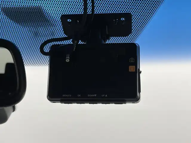 三菱 デリカＤ：５ P 岡山県 2019(令1)年 5.5万km ダイヤモンドブラックマイカ 純正10.1インチナビ /（CD/DVD/BT/フルセグ）/衝突軽減ブレーキ /両側電動スライド /全方位カメラ/レーダークルーズコントロール /ビルトインETC/シートヒーター/LEDヘッドライト /ドライブレコーダー/電動リアゲート/オートハイビーム/プッシュスタート/USB接続/スマートキー/パドルシフト/純正フロアマット/純正アルミホイール