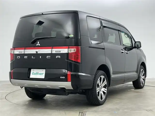 三菱 デリカＤ：５ P 岡山県 2019(令1)年 5.5万km ダイヤモンドブラックマイカ 純正10.1インチナビ /（CD/DVD/BT/フルセグ）/衝突軽減ブレーキ /両側電動スライド /全方位カメラ/レーダークルーズコントロール /ビルトインETC/シートヒーター/LEDヘッドライト /ドライブレコーダー/電動リアゲート/オートハイビーム/プッシュスタート/USB接続/スマートキー/パドルシフト/純正フロアマット/純正アルミホイール