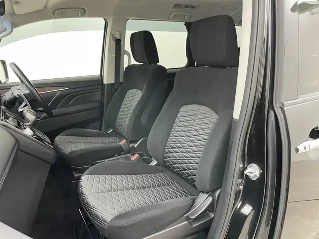 三菱 デリカＤ：５ P 岡山県 2019(令1)年 5.5万km ダイヤモンドブラックマイカ 純正10.1インチナビ /（CD/DVD/BT/フルセグ）/衝突軽減ブレーキ /両側電動スライド /全方位カメラ/レーダークルーズコントロール /ビルトインETC/シートヒーター/LEDヘッドライト /ドライブレコーダー/電動リアゲート/オートハイビーム/プッシュスタート/USB接続/スマートキー/パドルシフト/純正フロアマット/純正アルミホイール