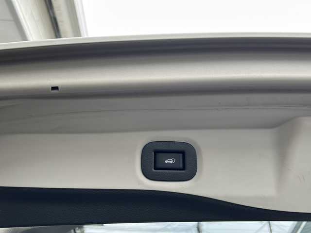 日産 エクストレイル 20Xi 神奈川県 2019(平31)年 5.8万km ブリリアントホワイトパール 4WD/ワンオーナー/純正ナビ(CD/DVD/SD/AUX/USB/BT/フルセグTV)/全方位カメラ/プロパイロット/エマージェンシーブレーキ/車線逸脱警告/クリアランスソナー/レーダークルーズコントロール/カプロンシート/全席シートヒーター/ミラーヒーター/ETC/前方ドライブレコーダー/パワーバックドア/ルーフレール/デジタルインナーミラー/ISOFIX/社外AW付冬タイヤ積込/スペアキー×1/保証書/取扱説明書