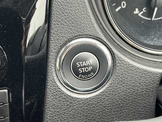 日産 エクストレイル 20Xi 神奈川県 2019(平31)年 5.8万km ブリリアントホワイトパール 4WD/ワンオーナー/純正ナビ(CD/DVD/SD/AUX/USB/BT/フルセグTV)/全方位カメラ/プロパイロット/エマージェンシーブレーキ/車線逸脱警告/クリアランスソナー/レーダークルーズコントロール/カプロンシート/全席シートヒーター/ミラーヒーター/ETC/前方ドライブレコーダー/パワーバックドア/ルーフレール/デジタルインナーミラー/ISOFIX/社外AW付冬タイヤ積込/スペアキー×1/保証書/取扱説明書