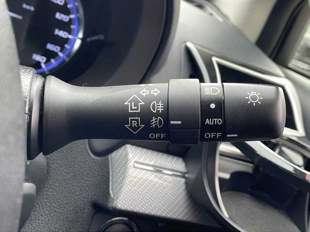 スバル レヴォーグ 1．6GT－S アイサイト 青森県 2014(平26)年 7.1万km クリスタルホワイトP ・衝突軽減ブレーキ/・レーダークルーズコントロール/・レーンキープアシスト/・社外ナビ/・バックカメラ/・Bluetooth/・フルセグTV/・ドライブレコーダー/・エンジンスターター/・パドルシフト/・シートヒーター/・純正18AW/・純正フォグ/・LEDヘッドライト/・ETC