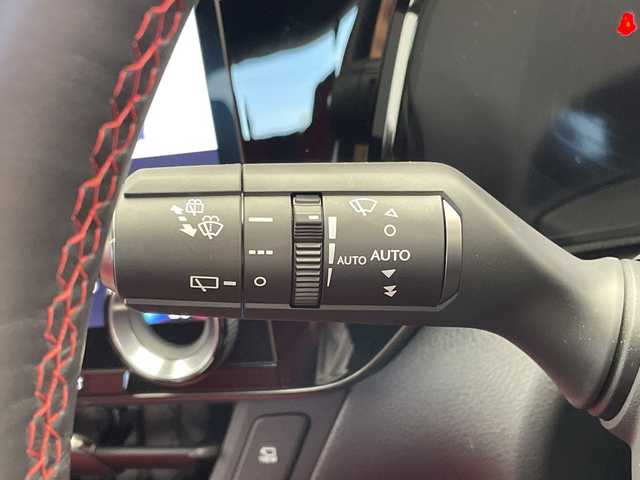 レクサス ＮＸ 350h Fスポーツ 愛知県 2023(令5)年 0.6万km ホワイトノーヴァガラスフレーク 純正14型ディズプレイオーディオナビ/サンルーフ三眼LEDヘッドライト/全方位カメラ/レーダークルーズコントロール/シートヒーター/エアシート/バックカメラ/電動リアゲート/パワーシート/ヘッドアップディスプレイ/コーナーセンサー/純正アルミホイール/ブラインドスポットモニター/ETC2.0/パドルシフト/ステアリングヒーター/インテリジェントミラー/オートマチックハイビーム/ドライブレコーダー/衝突軽減システム/フルセグ/Bluetooth/ステアリングスイッチ/スマートキー/プッシュスタート