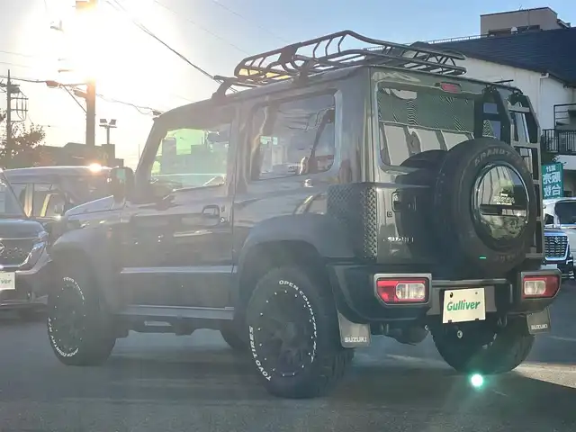 スズキ ジムニー シエラ JC 静岡県 2022(令4)年 6.7万km ジャングルグリーン 純正ディスプレイオーデイオ(CD/DVD/BT)/ドライブレコーダー360°/ETC/4WD/D席N席シートヒーター/エンジンスタートボタン/パワーステアリング/パワーウィンドウ/アイドリングストップ/スマートキー/オートエアコン/クルーズコントロール/USB入力端子/純正フロアマット/布シート/背面タイヤ/社外16インチアルミホイール/純正アルミホイール(サマータイヤ)車載/ABS/横滑り防止装置/レーンキープアシスト/盗難防止装置/オートライト/オートマチックハイビーム/ダウンヒルアシストコントロール/LEDヘッドライト/W+サイドエアバッグ/衝突軽減システム