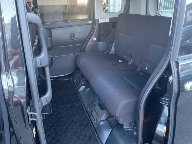 トヨタ ルーミー X 神奈川県 2025(令7)年 0.2万km ブラックマイカメタリック ワンオーナー/純正ディスプレイオーディオ(BT/USB/HDMI)/フルセグTV（キャンセラー付き)/バックカメラ/トヨタセーフティセンス/オートハイビーム/横滑り防止装置/パーキングセンサー/前席シートヒーター/左側パワースライドドア/右イージークローザードア/LEDヘッドライト/フォグランプ/アイドリングストップ/ビルトインETC2.0/純正ドアバイザー/社外フロアマット/保証書/取扱説明書