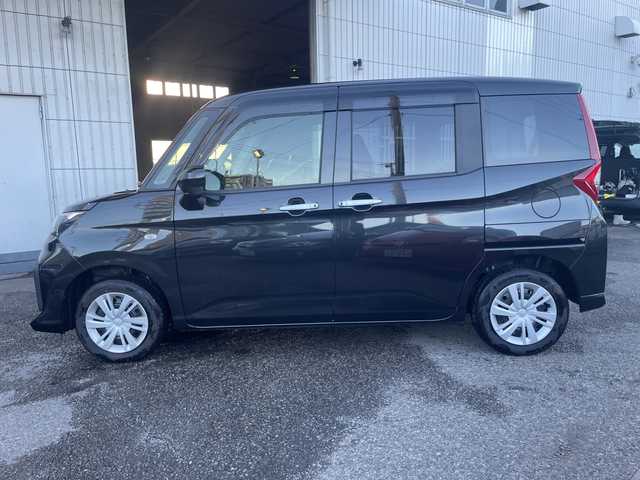 トヨタ ルーミー X 神奈川県 2025(令7)年 0.2万km ブラックマイカメタリック ワンオーナー/純正ディスプレイオーディオ(BT/USB/HDMI)/フルセグTV（キャンセラー付き)/バックカメラ/トヨタセーフティセンス/オートハイビーム/横滑り防止装置/パーキングセンサー/前席シートヒーター/左側パワースライドドア/右イージークローザードア/LEDヘッドライト/フォグランプ/アイドリングストップ/ビルトインETC2.0/純正ドアバイザー/社外フロアマット/保証書/取扱説明書