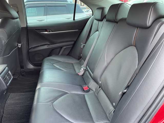 トヨタ カムリ G レザーパッケージ 長野県 2017(平29)年 11.8万km エモーショナルレッド 禁煙車/純正8インチナビ（CD/DVD/BD/フルセグTV/Bluetooth）/セーフティセンス/・プリクラッシュセーフティ/・レーントレーシングアシスト/・レーダークルーズコントロール/・オートマチックハイビーム/・ロードサインアシスト/・先行車発進告知機能/・ブラインドスポットモニター/・パーキングサポートブレーキ/バックカメラ/ビルトインETC/前席シートヒーター/前席パワーシート/ドライブレコーダー/ヘッドアップディスプレイ/革巻きステアリング/ステアリングスイッチ/電動パーキングブレーキ/ブレーキホールド/LEDヘッドライト/フォグランプ/オートライト/スマートキー/Pスタート/電動格納ミラー/純正18インチAW/純正フロアマット