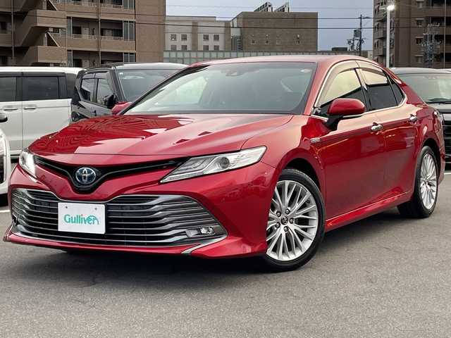 トヨタ カムリ G レザーパッケージ 長野県 2017(平29)年 11.8万km エモーショナルレッド 禁煙車/純正8インチナビ（CD/DVD/BD/フルセグTV/Bluetooth）/セーフティセンス/・プリクラッシュセーフティ/・レーントレーシングアシスト/・レーダークルーズコントロール/・オートマチックハイビーム/・ロードサインアシスト/・先行車発進告知機能/・ブラインドスポットモニター/・パーキングサポートブレーキ/バックカメラ/ビルトインETC/前席シートヒーター/前席パワーシート/ドライブレコーダー/ヘッドアップディスプレイ/革巻きステアリング/ステアリングスイッチ/電動パーキングブレーキ/ブレーキホールド/LEDヘッドライト/フォグランプ/オートライト/スマートキー/Pスタート/電動格納ミラー/純正18インチAW/純正フロアマット