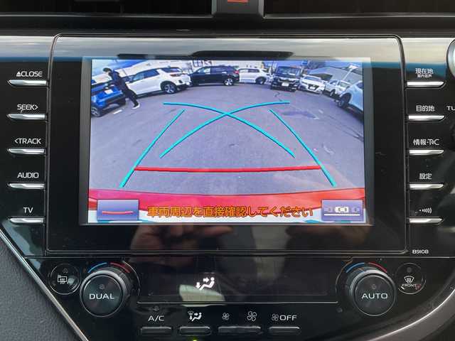 トヨタ カムリ G レザーパッケージ 長野県 2017(平29)年 11.8万km エモーショナルレッド 禁煙車/純正8インチナビ（CD/DVD/BD/フルセグTV/Bluetooth）/セーフティセンス/・プリクラッシュセーフティ/・レーントレーシングアシスト/・レーダークルーズコントロール/・オートマチックハイビーム/・ロードサインアシスト/・先行車発進告知機能/・ブラインドスポットモニター/・パーキングサポートブレーキ/バックカメラ/ビルトインETC/前席シートヒーター/前席パワーシート/ドライブレコーダー/ヘッドアップディスプレイ/革巻きステアリング/ステアリングスイッチ/電動パーキングブレーキ/ブレーキホールド/LEDヘッドライト/フォグランプ/オートライト/スマートキー/Pスタート/電動格納ミラー/純正18インチAW/純正フロアマット