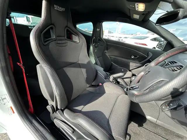 ルノー メガーヌ ルノースポール273ファイナルED 石川県 2017(平29)年 5万km パール 200台限定特別仕様車/クルーズコントロール/レカロシート/ポータブルナビ/バックカメラ/ワンセグ/ETC/前ドラレコ