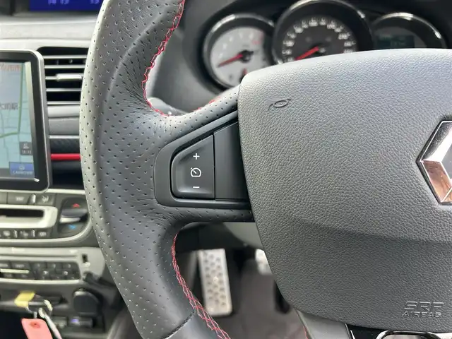 ルノー メガーヌ ルノースポール273ファイナルED 石川県 2017(平29)年 5万km パール 200台限定特別仕様車/クルーズコントロール/レカロシート/ポータブルナビ/バックカメラ/ワンセグ/ETC/前ドラレコ