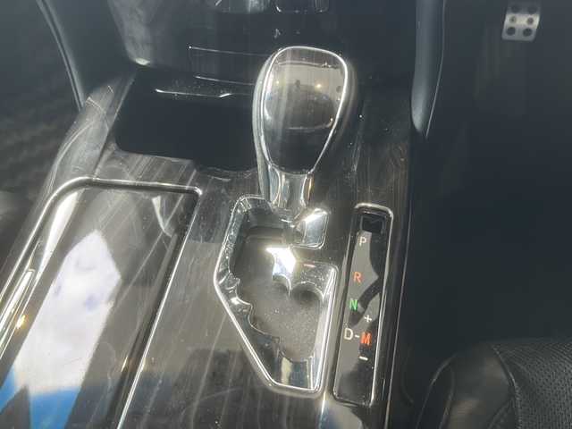 トヨタ クラウン アスリート G-T 秋田県 2015(平27)年 8.4万km ホワイトパールクリスタルシャイン 純正ナビ/・フルセグ/・CD/・DVD/・SD/・BT/・ラジオ/オートハイビーム/オートライト/オールオートウィンドウ/クルコン/サンルーフ/ステアリングスイッチ/電動格納ミラー/ビルトインETC/リアサンシェード/純正マット/前席シートヒーター、ベンチレーション/前席パワーシート/クリアランスソナー/セカンドシートサンシェード/純正フロアマット/社外AW組スタッドレス積載