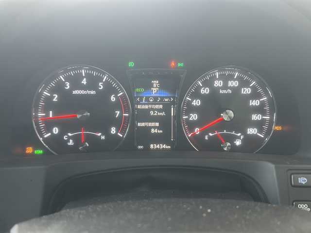 トヨタ クラウン アスリート G-T 秋田県 2015(平27)年 8.4万km ホワイトパールクリスタルシャイン 純正ナビ/・フルセグ/・CD/・DVD/・SD/・BT/・ラジオ/オートハイビーム/オートライト/オールオートウィンドウ/クルコン/サンルーフ/ステアリングスイッチ/電動格納ミラー/ビルトインETC/リアサンシェード/純正マット/前席シートヒーター、ベンチレーション/前席パワーシート/クリアランスソナー/セカンドシートサンシェード/純正フロアマット/社外AW組スタッドレス積載