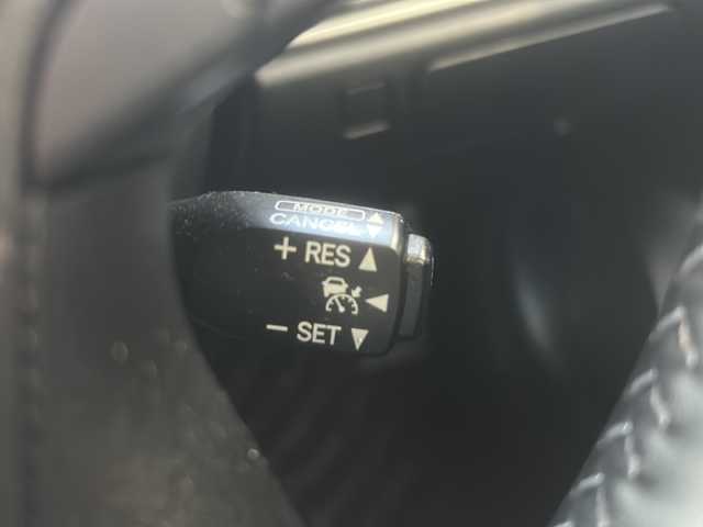 トヨタ クラウン アスリート G-T 秋田県 2015(平27)年 8.4万km ホワイトパールクリスタルシャイン 純正ナビ/・フルセグ/・CD/・DVD/・SD/・BT/・ラジオ/オートハイビーム/オートライト/オールオートウィンドウ/クルコン/サンルーフ/ステアリングスイッチ/電動格納ミラー/ビルトインETC/リアサンシェード/純正マット/前席シートヒーター、ベンチレーション/前席パワーシート/クリアランスソナー/セカンドシートサンシェード/純正フロアマット/社外AW組スタッドレス積載