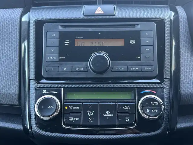 トヨタ カローラ アクシオ 1．5G 長崎県 2012(平24)年 4.2万km ホワイトパールクリスタルシャイン ワンオーナー/純正CD/ETC/横滑り防止/電動格納ミラー/ヘッドライトレベライザー/リモコンキー