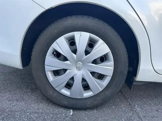 トヨタ カローラ アクシオ 1．5G 長崎県 2012(平24)年 4.2万km ホワイトパールクリスタルシャイン ワンオーナー/純正CD/ETC/横滑り防止/電動格納ミラー/ヘッドライトレベライザー/リモコンキー