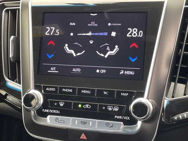 トヨタ クラウン ハイブリッド RS アドバンス 千葉県 2019(令1)年 1万km ホワイトパールクリスタルシャイン 純正SDナビ【AM/FM/BT/TV/CD/DVD】/ブラインドスポットモニター/パワーシート【運転席側+助手席側】/シートメモリー/電動格納ミラー/横滑り防止装置/レーンキープアシスト/衝突被害軽減システム/クルーズコントロール追従機能有/ビルトインETC2.0 /バックカメラ/革ステアリング/オートワイパー/オートライト/オートマチックハイビーム/ブレーキホールド/スペアキー