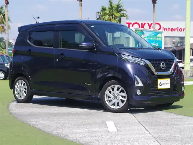 日産 デイズ HWS X プロパイロットED 千葉県 2019(令1)年 4.8万km プレミアムパープルP 純正9インチナビ/CD/DVD/Bluetooth/【MM318D-L】/アラウンドビューモニター/プロパイロット/エマージェンシーブレーキ/クルーズコントロール/LEDヘッドライト/オートライト/アイドリングストップ/ドアバイザー/フロアマット/プッシュスタート/スマートキー/ETC/保証書/取説