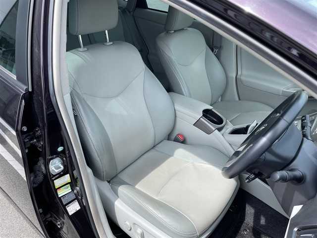 トヨタ プリウス G ツーリングセレ レザーパック 奈良県 2014(平26)年 3.6万km ボルドーマイカメタリック 純正フルセグナビ　/Bluetooth　/ＤＶＤ　/ＥＴＣ　/前後ドライブレコーダー　/バックカメラ　/ＡＡＣ　/スマートキー　/純正フロアマット　/運転席パワーシート　/レザーシート　/純正アルミホイール　/オートライト