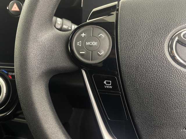 トヨタ アクア S スタイルブラック 埼玉県 2021(令3)年 4万km ホワイトパールクリスタルシャイン 純正ナビ/（BT/TV/CD/DVD/AM/FM)/全方位カメラ/前後ドライブレコーダー/ビルトインＥＴＣ/フルセグテレビ/Bluetooth/衝突軽減ブレーキシステム/レーンキープアシスト/横滑り防止装置/踏み間違い防止/コーナーセンサー/ＬＥＤヘッドライト/オートライト/オートハイビーム　/純正ドライブレコーダー/コーナーセンサー/ウインカーミラー/取扱説明書/新車保証書/ナビ取扱説明書