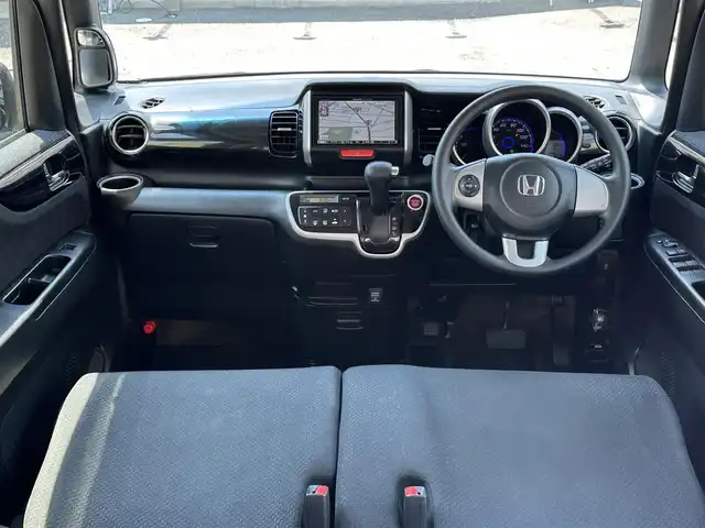 ホンダ Ｎ ＢＯＸ カスタム G Lパッケージ 三重県 2013(平25)年 12.9万km ポリッシュドメタルメタリック ♪ワンオーナー♪/ストラダナビ/　・フルセグ/　・DVD/バックカメラ/パワースライドドア/HIDヘッドライト/フォグライト/スマートキー/ルーフコンソール/3眼ヘッドライト/オートライト/ターンミラー/電動格納ミラー/ステアリングスイッチ/ETC