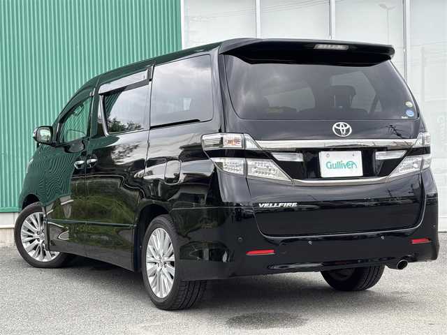 トヨタ ヴェルファイア 2．4Z 福岡県 2012(平24)年 5.7万km ブラック プッシュスタートボタン/スマートキー/Bluetoothオーディオ/後席モニター/バックカメラ/フルセグTV/ETC/純正フロアマット/純正アルミホイール