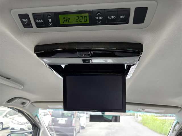 トヨタ ヴェルファイア 2．4Z 福岡県 2012(平24)年 5.7万km ブラック プッシュスタートボタン/スマートキー/Bluetoothオーディオ/後席モニター/バックカメラ/フルセグTV/ETC/純正フロアマット/純正アルミホイール