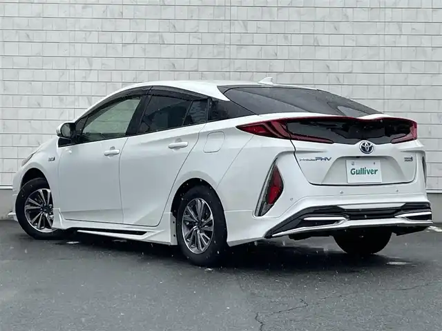 トヨタ プリウス ＰＨＶ S セーフティパッケージ 愛知県 2019(令1)年 7万km ホワイトパールクリスタルシャイン ワンオーナー/モデリスタフルエアロ/モデリスタ15インチアルミホイール/純正SDメモリーナビ/全方位カメラ/フルセグTV/CD/DVD再生/ETC2.0/ミュージックサーバー(SD録音)/Bluetooth接続/レーダークルーズコントロール/純正フロアマット/純正LEDヘッドライト/オートマチックハイビーム/コーナーセンサー/横滑り防止装置/衝突軽減ブレーキ/レーンキープアシスト/ブラインドスポットモニター/ドライブレコーダー(前)