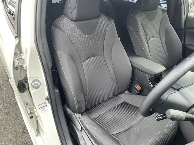 トヨタ プリウス ＰＨＶ S セーフティパッケージ 愛知県 2019(令1)年 7万km ホワイトパールクリスタルシャイン ワンオーナー/モデリスタフルエアロ/モデリスタ15インチアルミホイール/純正SDメモリーナビ/全方位カメラ/フルセグTV/CD/DVD再生/ETC2.0/ミュージックサーバー(SD録音)/Bluetooth接続/レーダークルーズコントロール/純正フロアマット/純正LEDヘッドライト/オートマチックハイビーム/コーナーセンサー/横滑り防止装置/衝突軽減ブレーキ/レーンキープアシスト/ブラインドスポットモニター/ドライブレコーダー(前)