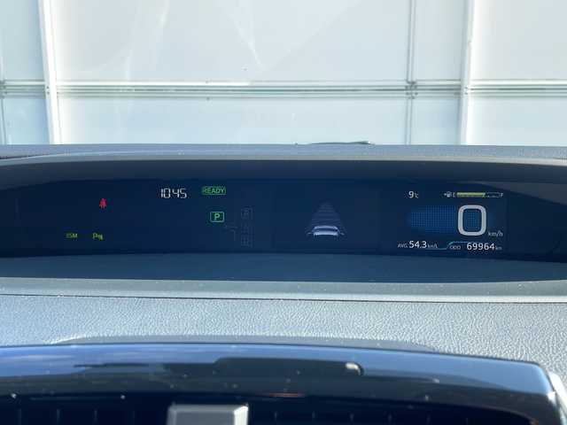 トヨタ プリウス ＰＨＶ S セーフティパッケージ 岩手県 2019(令1)年 7万km ホワイトパールクリスタルシャイン モデリスタエアロ　モデリスタ１５インチＡＷ　トヨタセーフティセンス　ＢＳＭ　クルコン　純正９型ナビ　全周囲Ｃ　Ｂｌｕｅｔｏｏｔｈ　ＤＶＤ再生　ビルトインＥＴＣ　前後コーナーセンサー　LEDオートライト