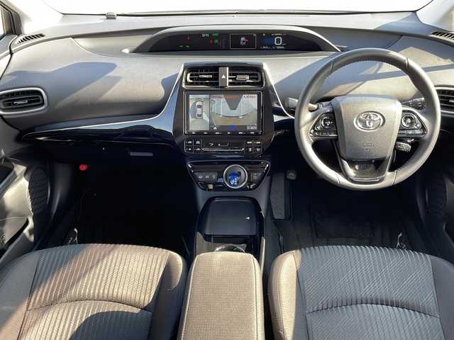 トヨタ プリウス ＰＨＶ S セーフティパッケージ 岩手県 2019(令1)年 7万km ホワイトパールクリスタルシャイン モデリスタエアロ　モデリスタ１５インチＡＷ　トヨタセーフティセンス　ＢＳＭ　クルコン　純正９型ナビ　全周囲Ｃ　Ｂｌｕｅｔｏｏｔｈ　ＤＶＤ再生　ビルトインＥＴＣ　前後コーナーセンサー　LEDオートライト
